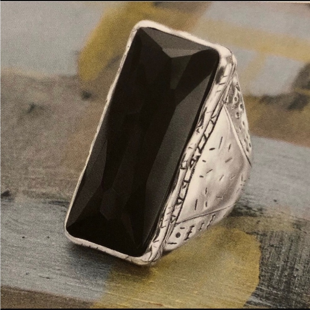 Silpada R2891 ‘BLACK TIE’ Sterling Silver Statement Ring